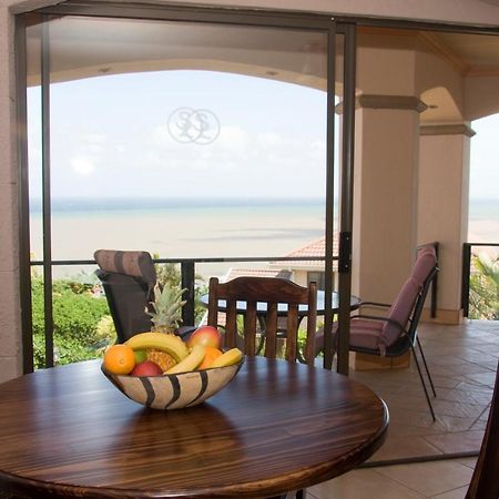 Stephan's Guest House Port Shepstone Extérieur photo